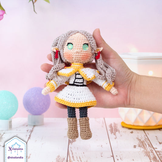 Muñeca tejida Frieren, 18 cm/7 pulg, crochet artesanal, peluche amigurumi