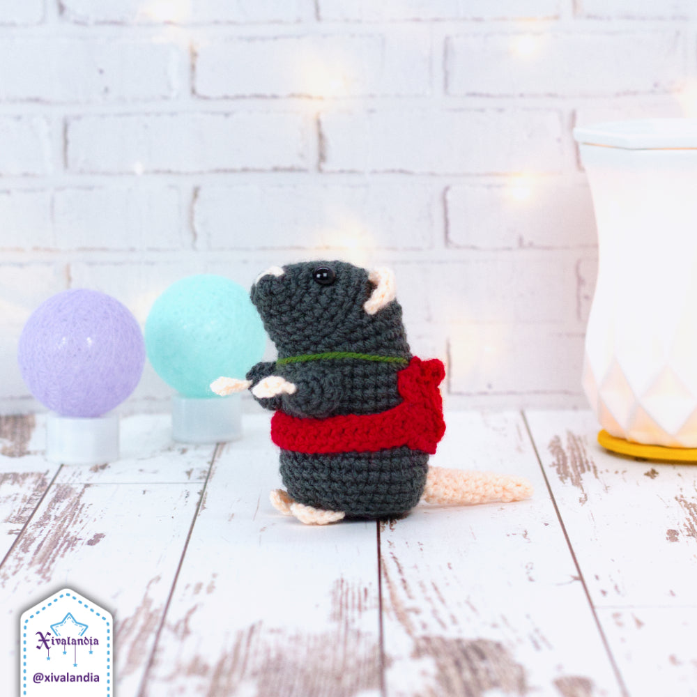 Rat Sebastian Plush, Ratcatcher, 12cm/4.5in, crochet amigurumi