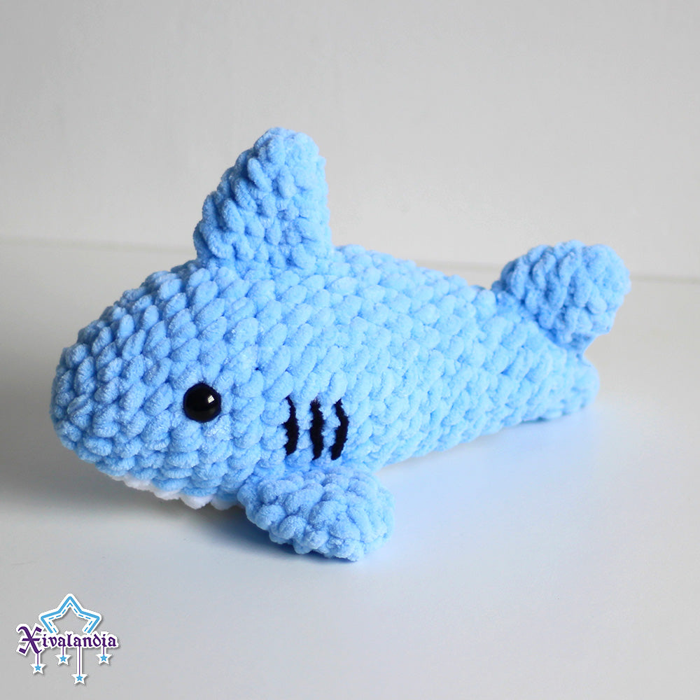 Shark crochet plush - 9.5 in/24cm - soft yarn amigurumi
