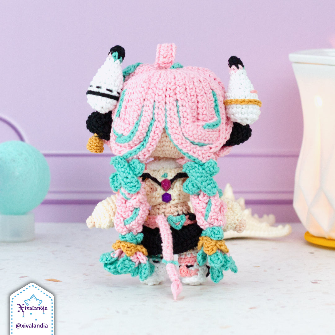 Varesa Genshin Doll 16cm/6 inch, handmade crochet, amigurumi