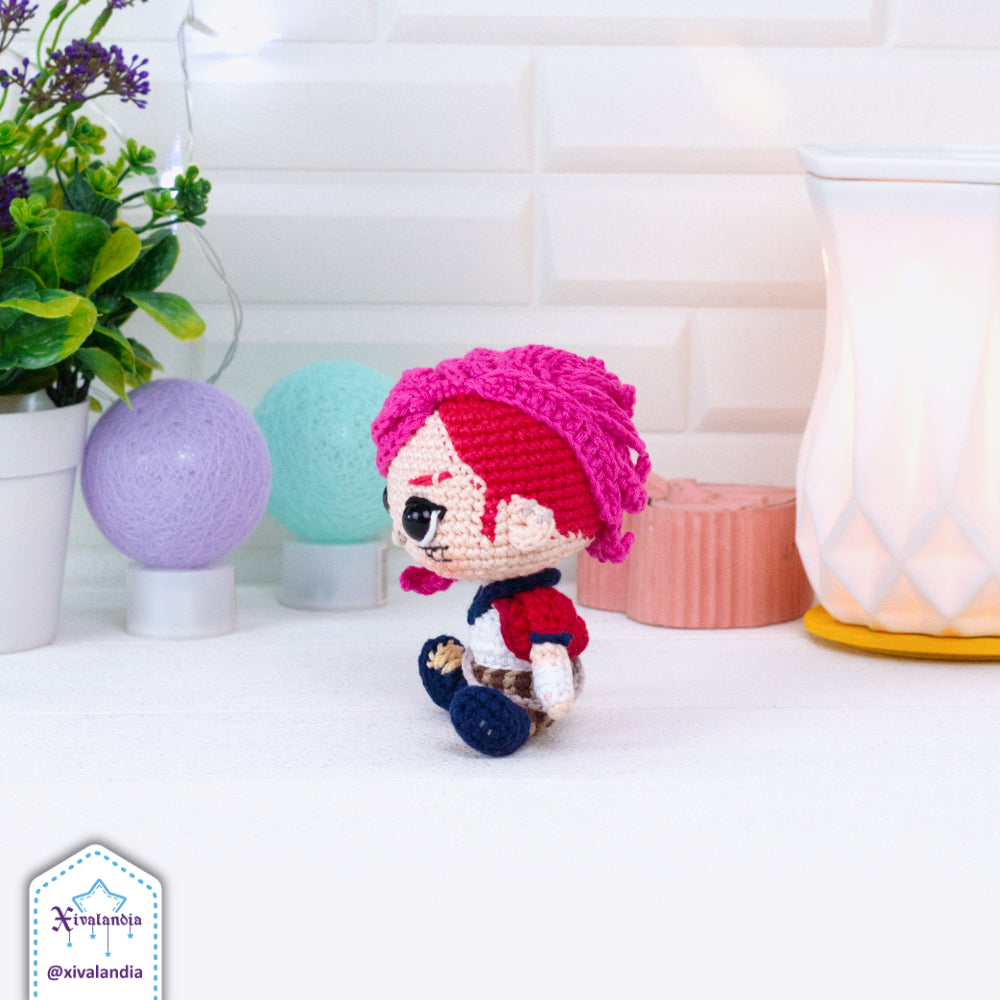 Vi crochet doll, 10 cm/4 in, handmade amigurumi plush, LOL