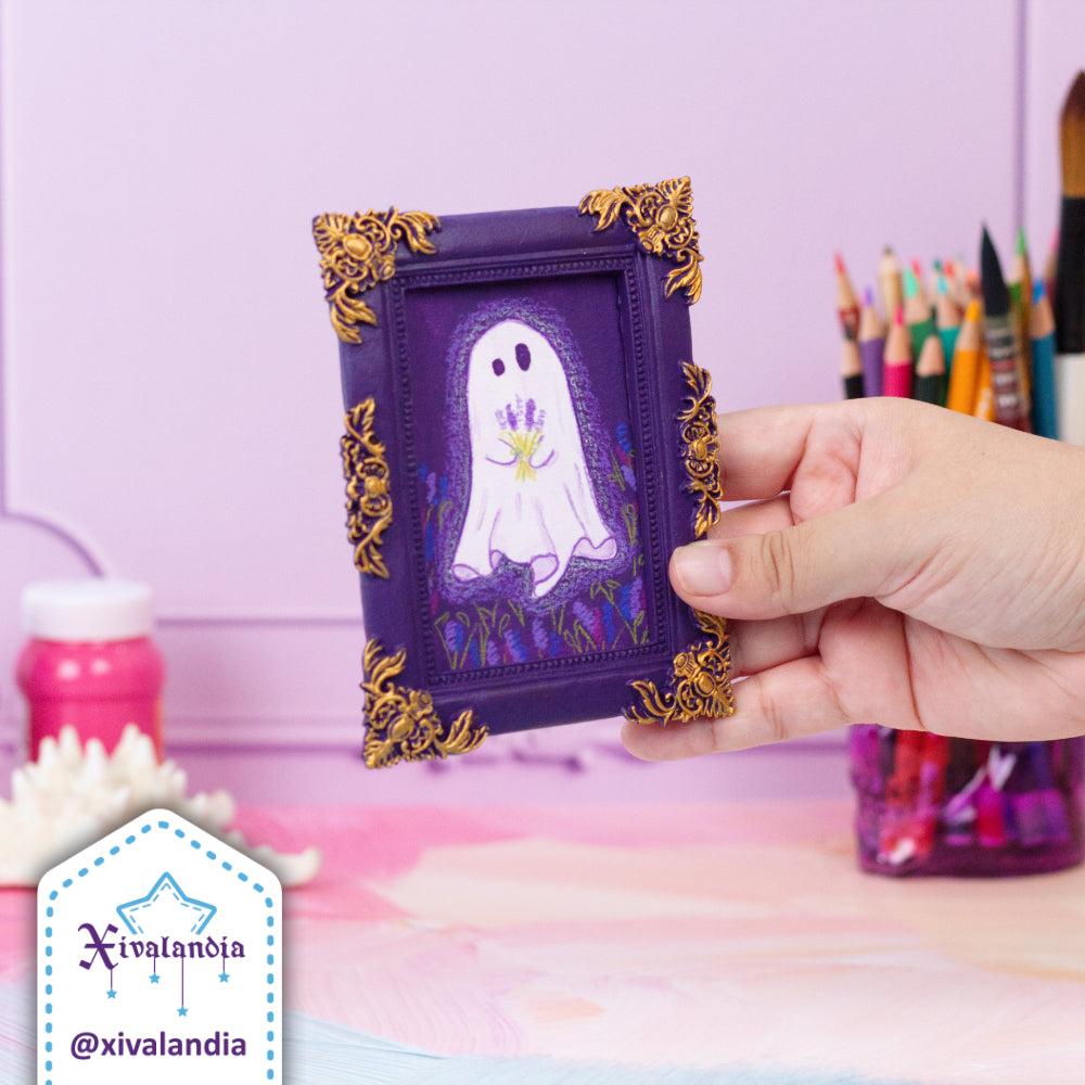Cuadro mini, Fantasma con lavandas en campo nocturno, arte pintado a mano, 12x9cm / 5x3.5 in