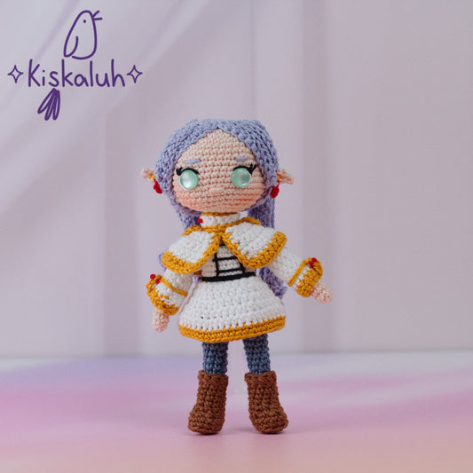 Muñeca tejida Frieren, 18 cm/7 pulg, crochet artesanal, peluche amigurumi