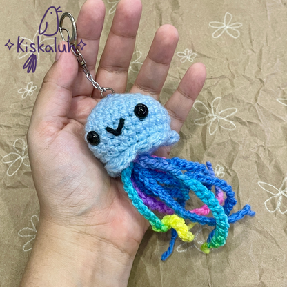 Llavero mini Medusa de peluche 10cm, adorno tejido artesanal