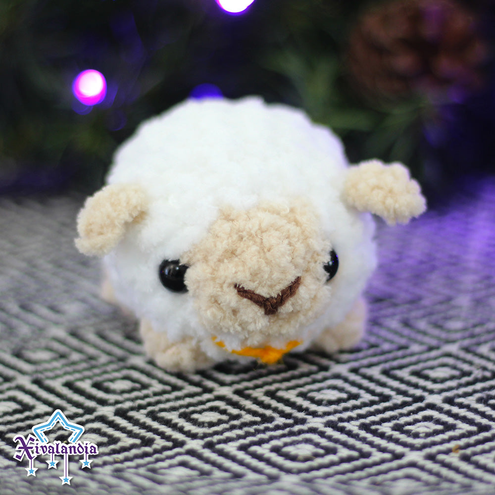 Peluche mini borrego 8cm, borreguito tejido crochet artesanal, amigurumi