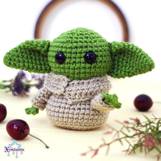 Baby Yoda plush, Grogu crochet - 5.5in/14cm - handmade amigurumi