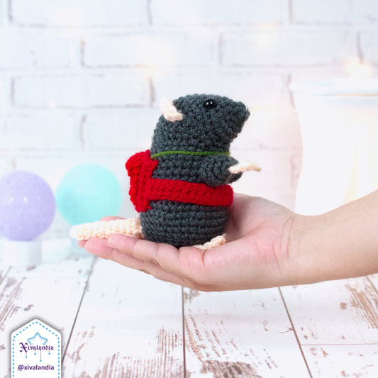 Rat Sebastian Plush, Ratcatcher, 12cm/4.5in, crochet amigurumi